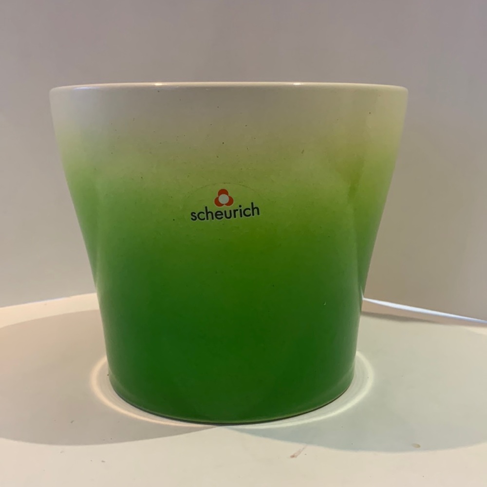 Scheurich pottery ceramic planter, green gradients around the body